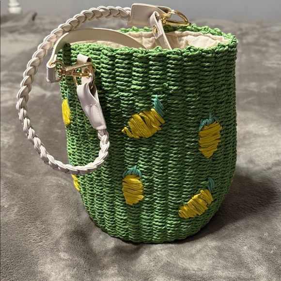 ✨ NWOT Anthropologie Raffia Fruit Bucket Bag - Picture 3 of 5